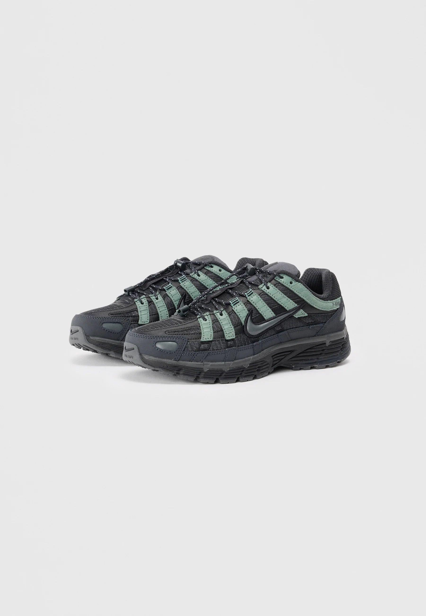 Nike P6000 Anthracite Iron Grey