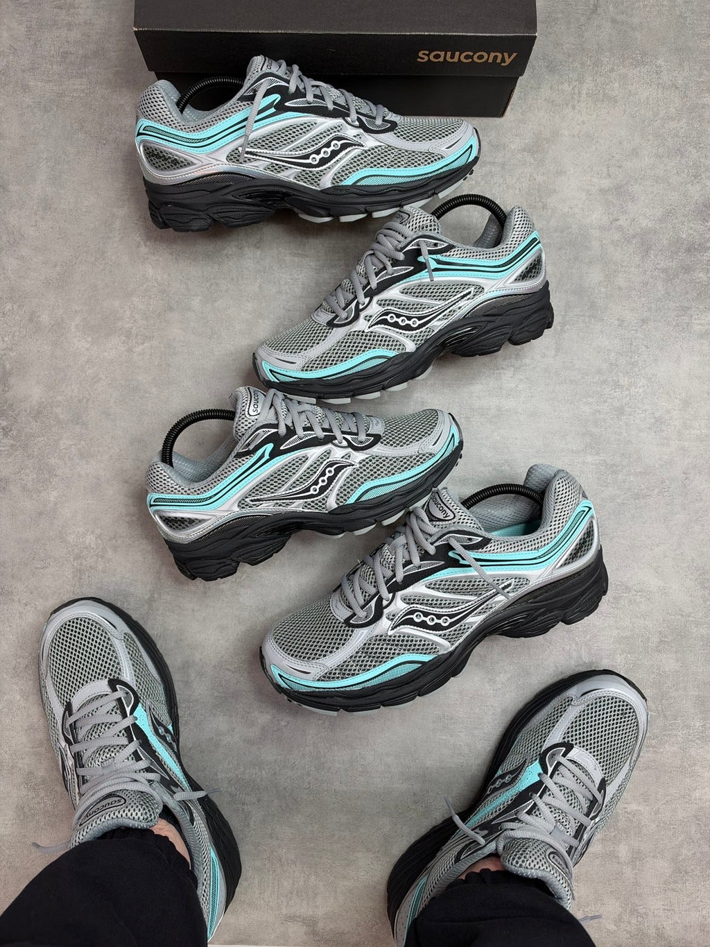 Saucony Pro Grid Omni 9 Fossil