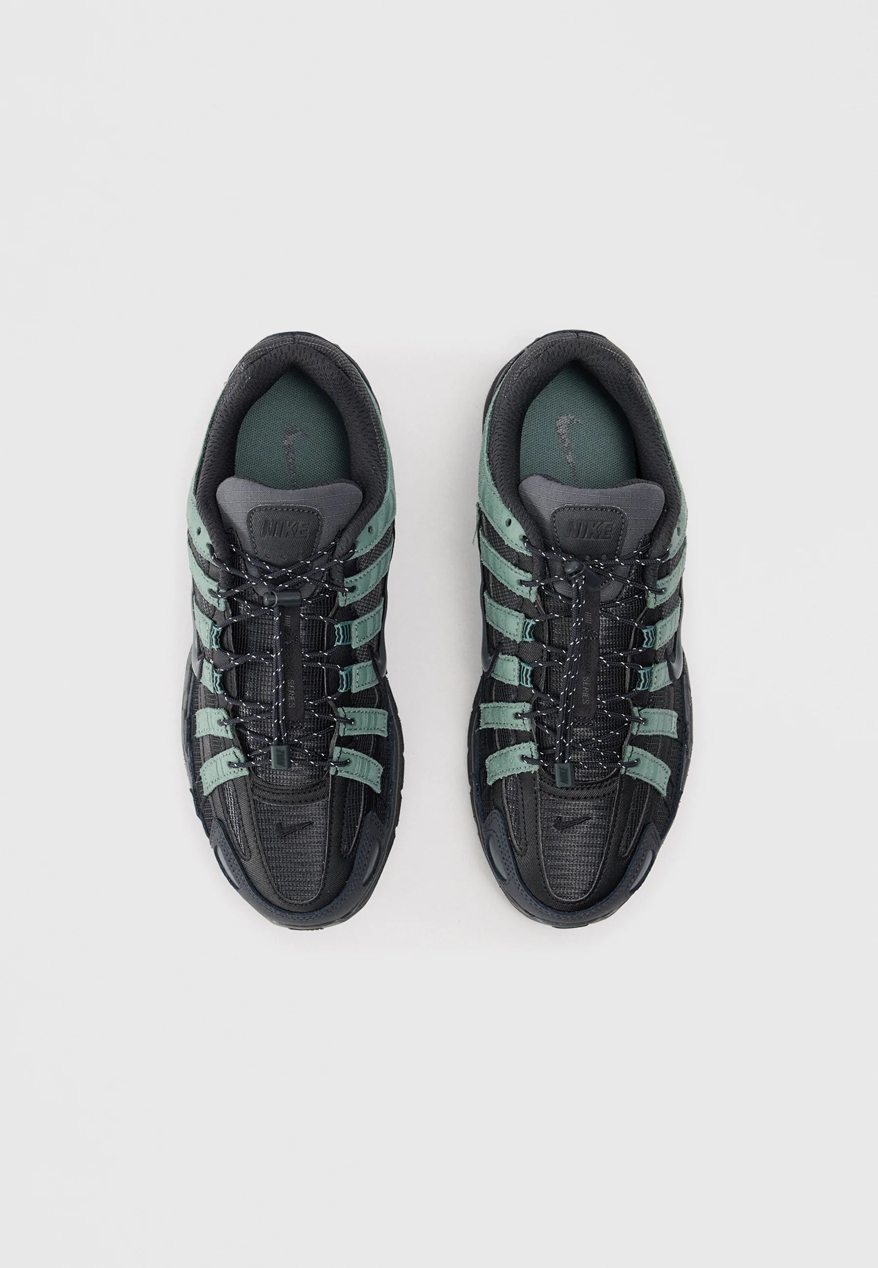 Nike P6000 Anthracite Iron Grey